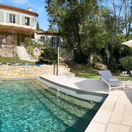 Villamombetti Holiday home
